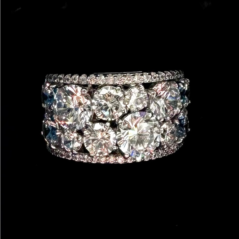 Victoria Weik Thick Band Ring with Multiple Round Simulated Diamonds NWOT
